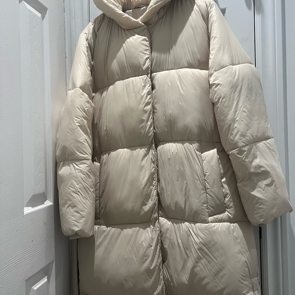 Abercrombie & Fitch Air Cloud Cream, Off-White Long Puffer Jacket New with Tags